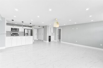 2851 NE 183rd St, Unit 1504 in Aventura, FL - Building Photo - Building Photo
