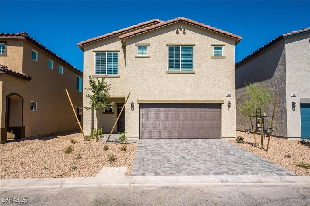 5355 Maroon Guava St in Las Vegas, NV - Building Photo