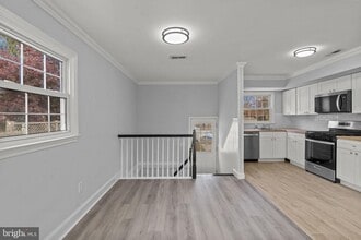 418 Delview Ln in Delanco, NJ - Building Photo - Building Photo