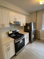 10 Glenville Ave, Unit 2 Apartamentos