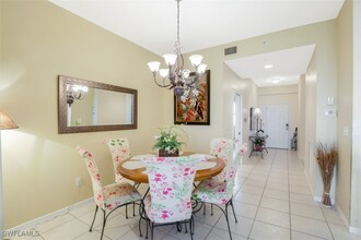 460 Launch Cir in Naples, FL - Building Photo - Building Photo