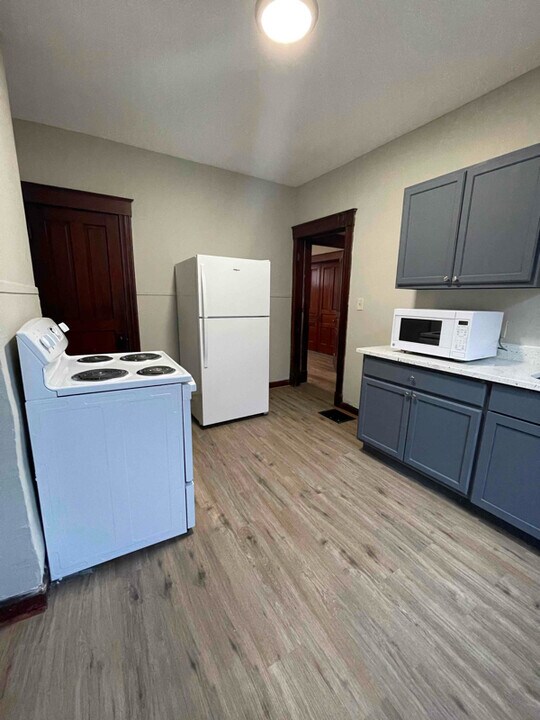 2283 Quebec Rd-Unit -1 in Cincinnati, OH - Building Photo