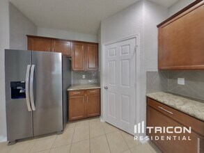 6526 Palmetto Way in San Antonio, TX - Building Photo - Building Photo