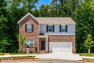 235 Bowen Way in Covington, GA - Building Photo