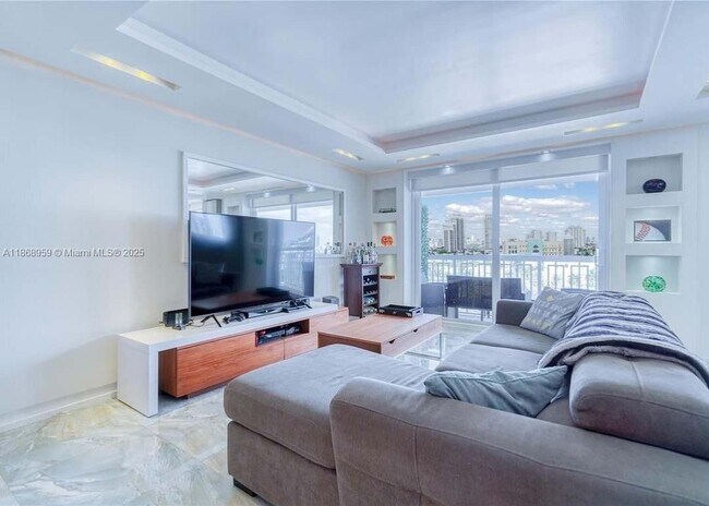 401 Ocean Dr in Miami Beach, FL - Building Photo - Building Photo