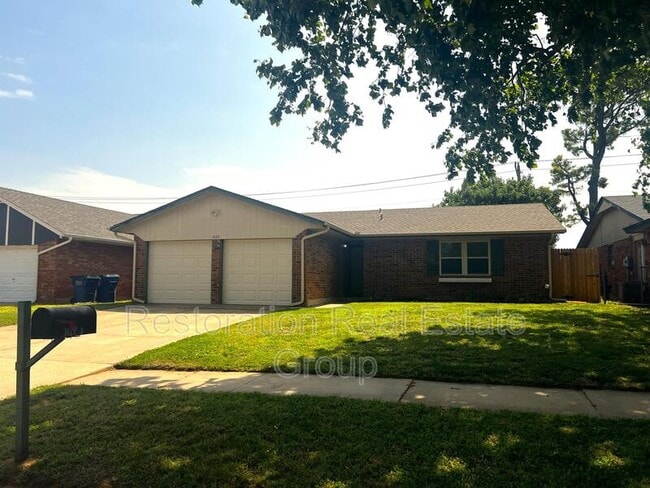 property at 1024 S Highland Dr