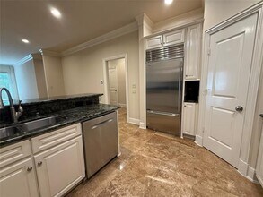 6405 Bandera Ave in Dallas, TX - Building Photo - Building Photo