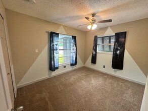 9044 Pineapple Rd in Ft. Myers, FL - Building Photo - Building Photo