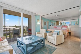 5900 Bonita Beach Rd SW in Bonita Springs, FL - Building Photo