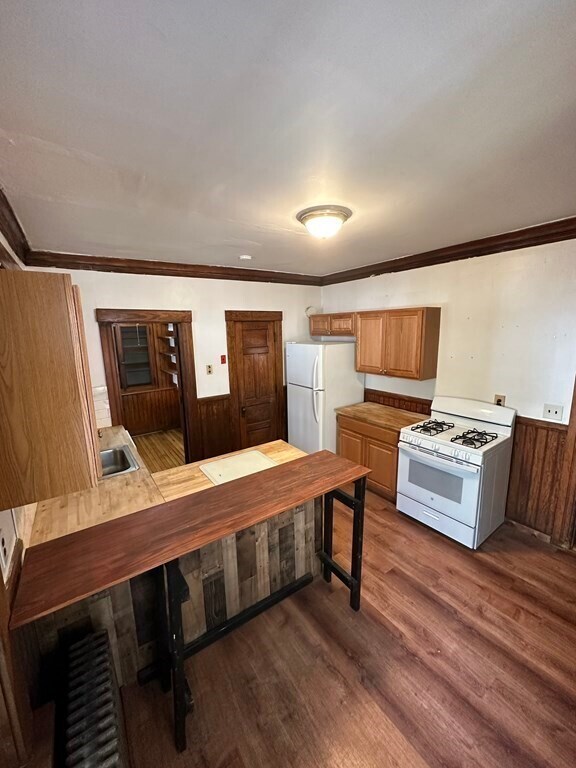 130 Vernon St in Worcester, MA - Building Photo - Building Photo