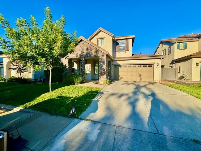 property at 4141 Aragon Way