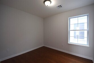 51 Cottage St in Bayonne, NJ - Building Photo - Building Photo