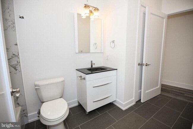 6164 Ridge Ave in Philadelphia, PA - Building Photo - Building Photo