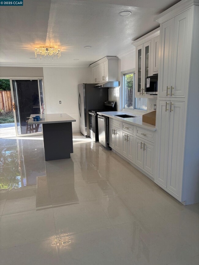 4556 Lakeshore Dr in Santa Clara, CA - Building Photo - Building Photo