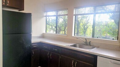 395 Brockhurst Dr in Santa Rosa, CA - Building Photo - Building Photo