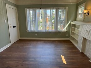 2949 Raymond Ave, Unit Sonia's Place II in Los Angeles, CA - Building Photo - Building Photo