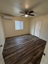 127 Lincoln Ave in Bakersfield, CA - Building Photo - Building Photo