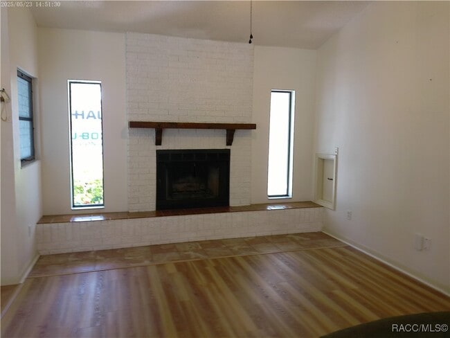 96 Sycamore Cir in Homosassa, FL - Building Photo - Building Photo