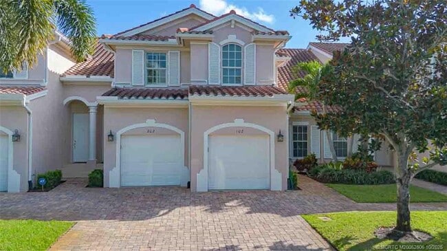 2371 SW Carriage Hill Terrace in Palm City, FL - Building Photo - Building Photo