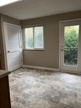 480 E Red Bud Rd in Knoxville, TN - Building Photo - Building Photo