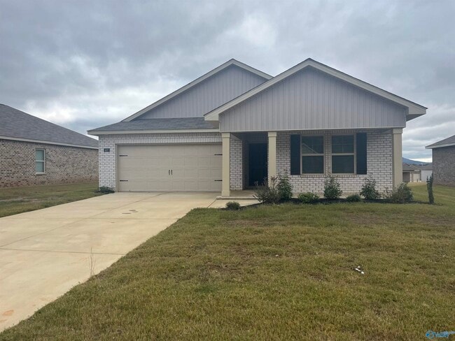 417 Jackson Pt Cir in Huntsville, AL - Building Photo - Building Photo