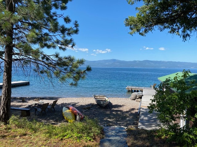 150 Flathead Lodge Rd in Bigfork, MT - Building Photo - Building Photo