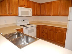 4434 Gearhart Rd in Tallahassee, FL - Building Photo - Building Photo