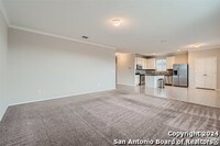 12931 Limestone Way in San Antonio, TX - Foto de edificio - Building Photo