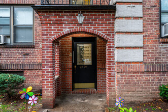 Garden Bay Manor in Flushing, NY - Building Photo - Building Photo