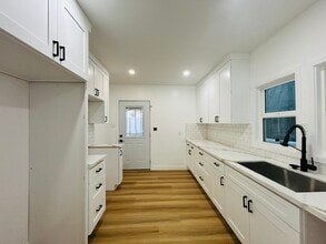 14726 Friar St in Van Nuys, CA - Building Photo - Building Photo
