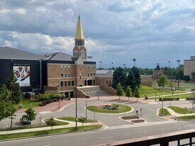 2225 Buchtel Blvd S in Denver, CO - Building Photo