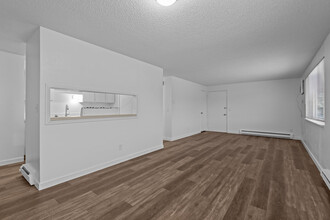 Somerset Meadows in Spokane Valley, WA - Building Photo - Building Photo