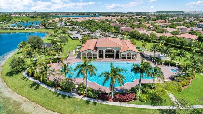 22364 SW 89th Path in Cutler Bay, FL - Building Photo - Building Photo