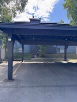 1660 Eastridge Dr, Unit Eastridge Dr #301 in Anchorage, AK - Building Photo