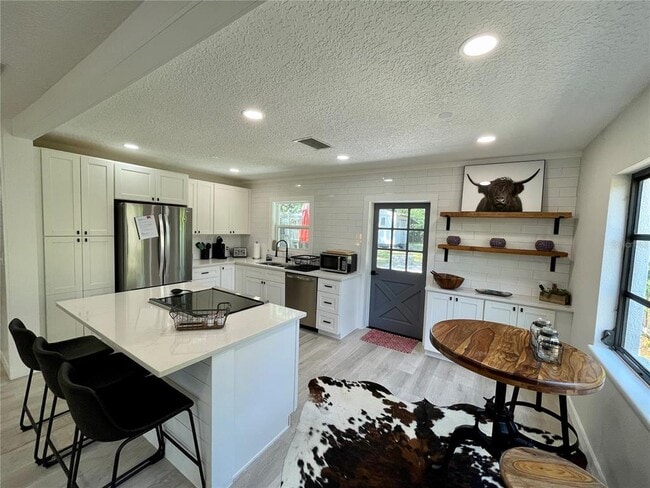 411 17th Ave W in Palmetto, FL - Building Photo - Building Photo