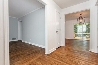 3560 Dunn St SE in Smyrna, GA - Building Photo - Building Photo