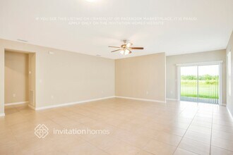 8065 Gopher Tortoise Trail in Lehigh Acres, FL - Foto de edificio - Building Photo