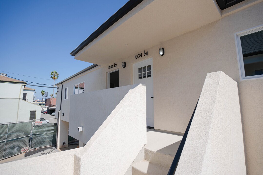 1034 Westmoreland Ave in Los Angeles, CA - Building Photo