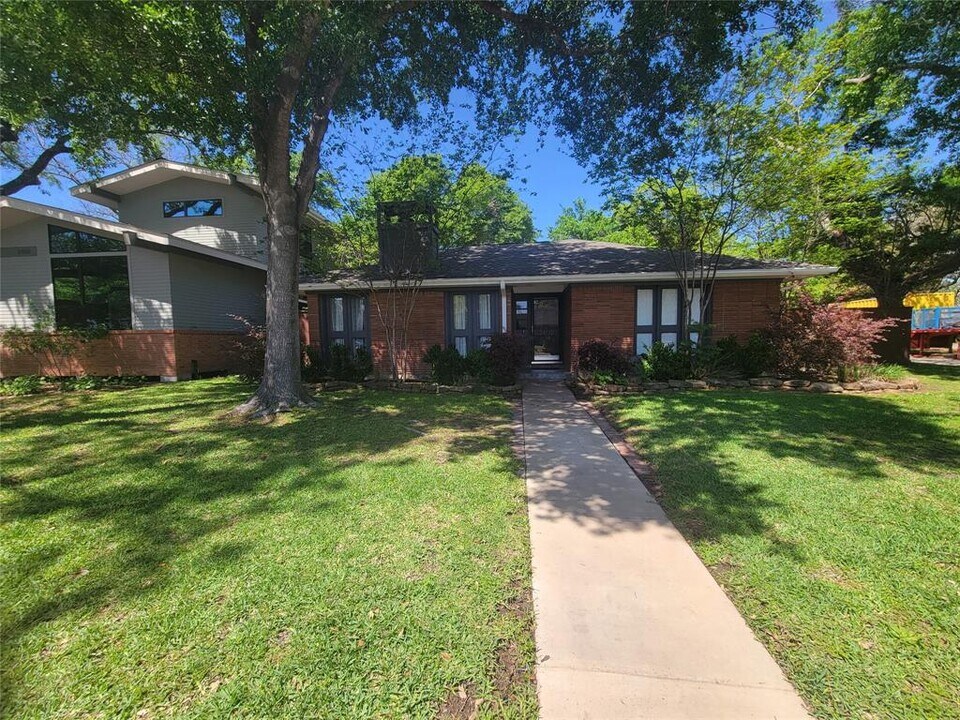 3402 Deal St in Houston, TX - Building Photo