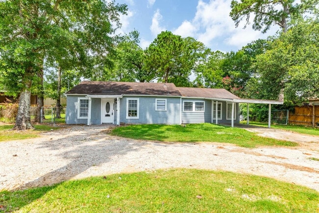 property at 3035 W Lucas Dr