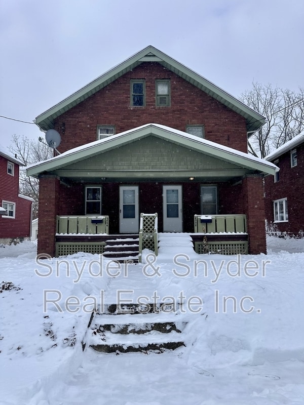 property at 2052 16th St SW