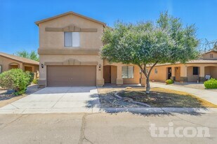 30493 N Bareback Trail in San Tan Valley, AZ - Building Photo