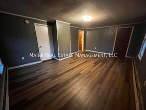 34 Sanford St in Bangor, ME - Building Photo - Building Photo
