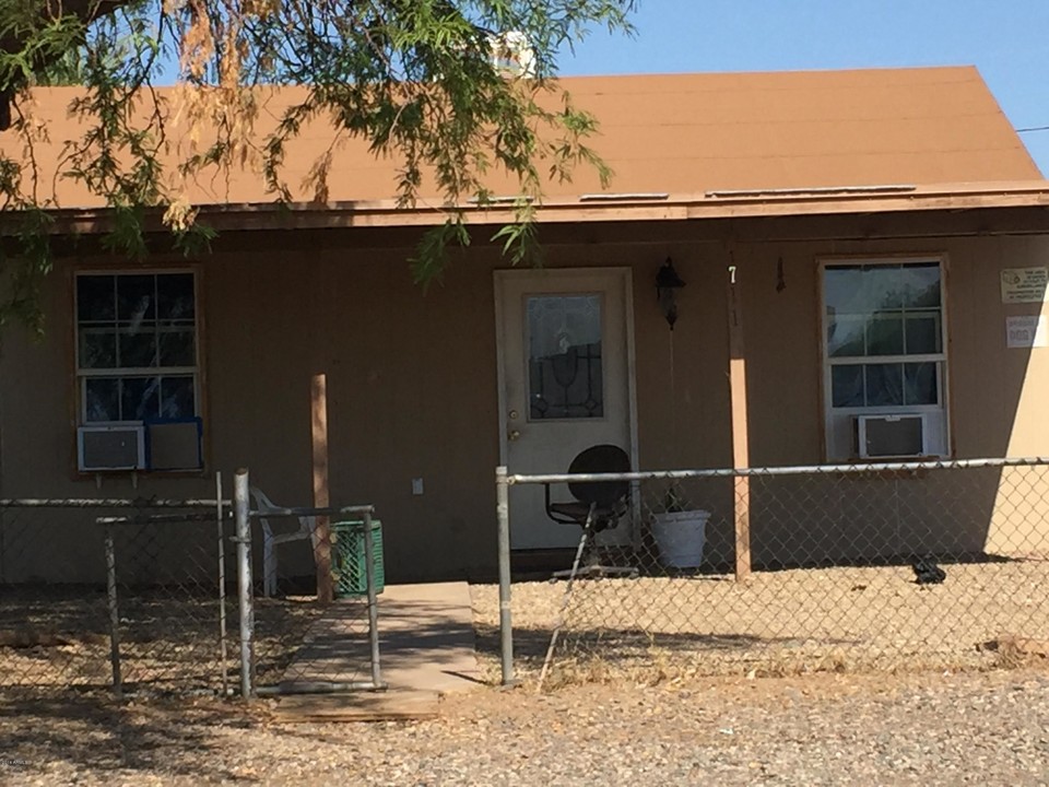 1711 S 28th Dr in Phoenix, AZ - Building Photo