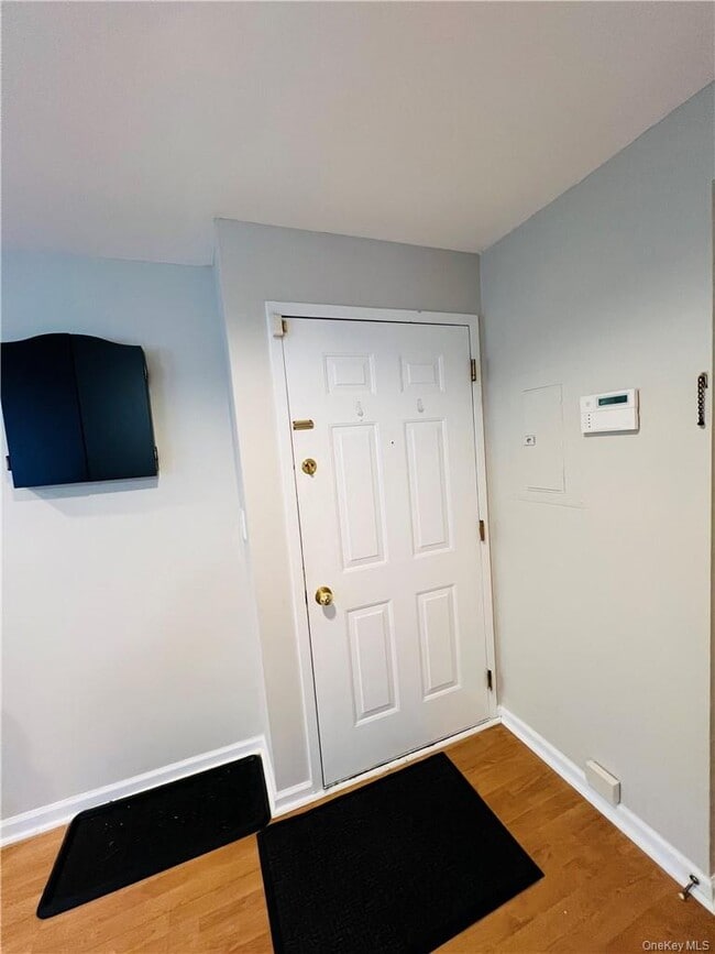 36 Greenridge Ave in White Plains, NY - Building Photo - Building Photo