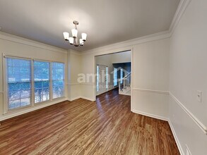 3987 Fox Glen Dr in Woodstock, GA - Foto de edificio - Building Photo