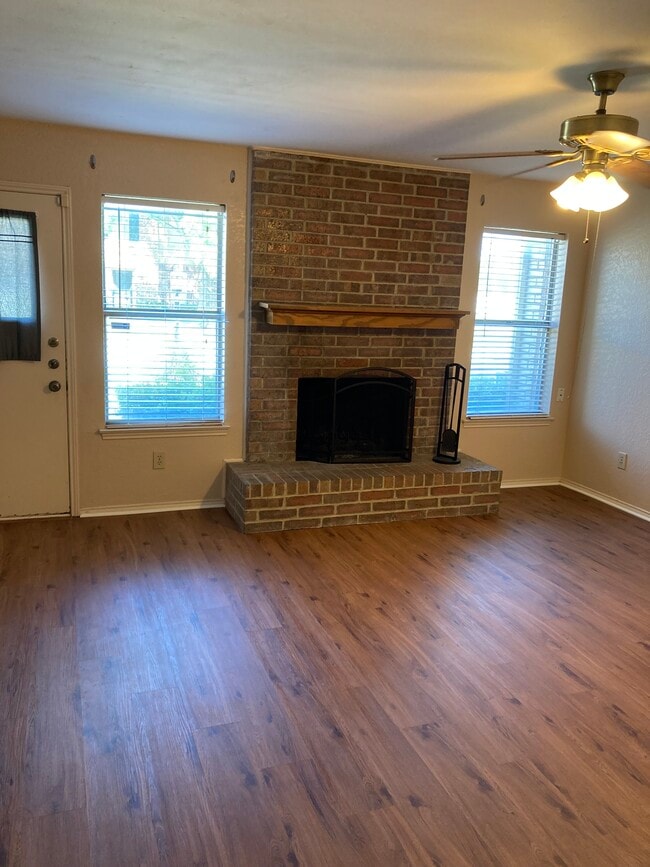 505 Pecan Acres Ct, Unit 505 Pecan Acres Court in Arlington, TX - Building Photo - Building Photo