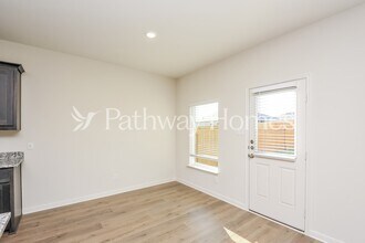 912 Burlington Ave in Fort Worth, TX - Building Photo - Building Photo