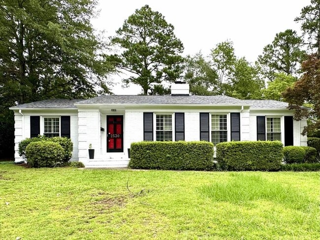 property at 2530 Mirror Lake Dr