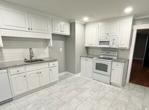 205 Clyde Ave N in Wilson, NC - Building Photo - Building Photo